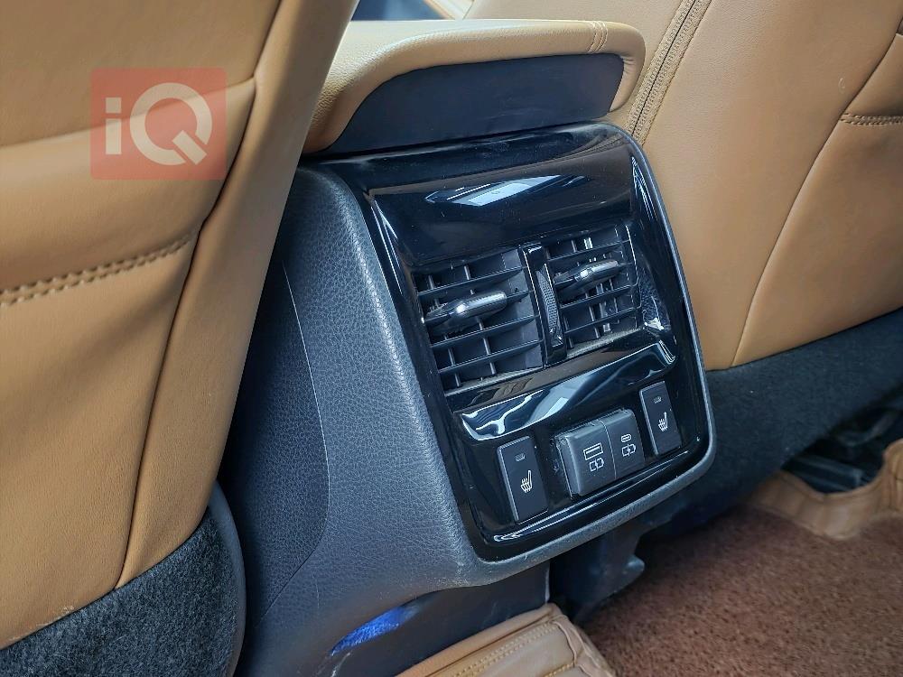 تويوتا أفالون